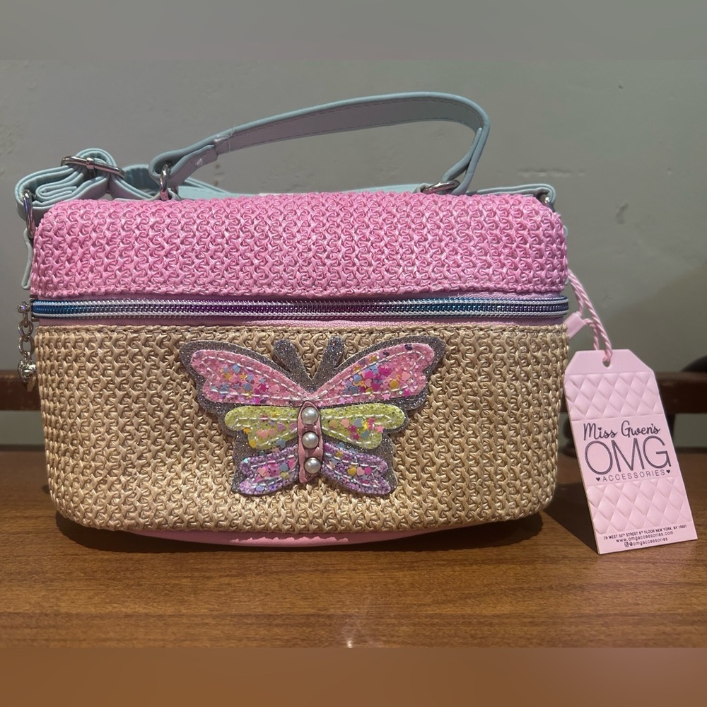 Miss Gwen’s NWTS  OMG ACCESSORIES Small Butterfly Straw Crossbody Bag - Picture 2 of 7